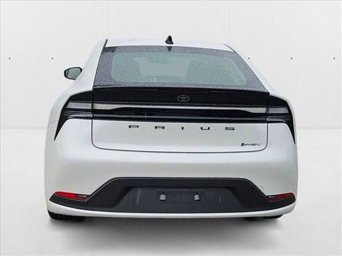 New 2026 Toyota Prius Plug-In Hybrid image 7