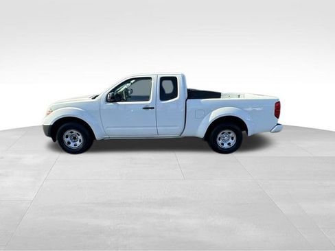 Used 2018 Nissan Frontier S image 13