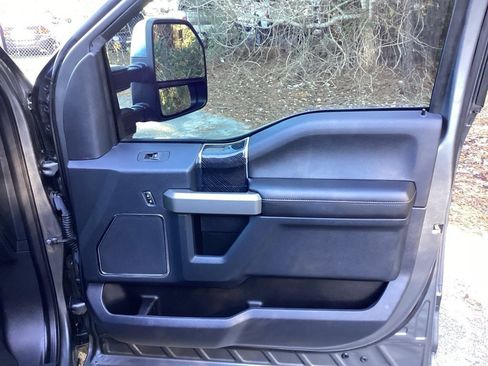 Used 2022 Ford F250 Platinum w/ FX4 Off-Road Package image 23