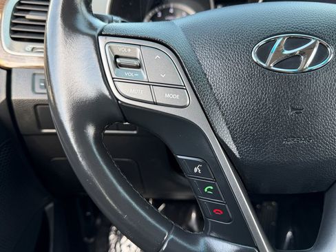 Used 2017 Hyundai Santa Fe Sport image 30