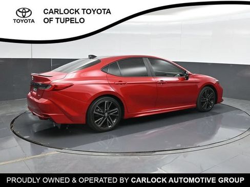 Used 2025 Toyota Camry XSE FWD image 3