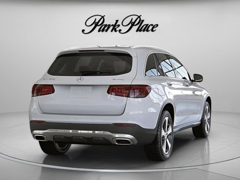 Certified 2022 Mercedes-Benz GLC 300 4MATIC w/ Premium Package Lite image 19