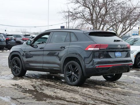Certified 2023 Volkswagen Atlas Cross Sport SEL R-Line image 5
