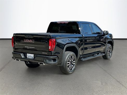 Used 2020 GMC Sierra 1500 AT4 w/ AT4 Premium Package image 7