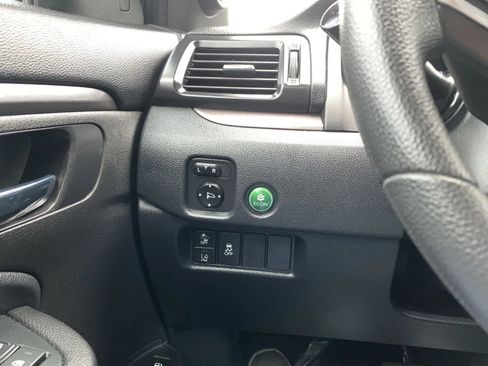 Used 2022 Honda Pilot Sport image 20
