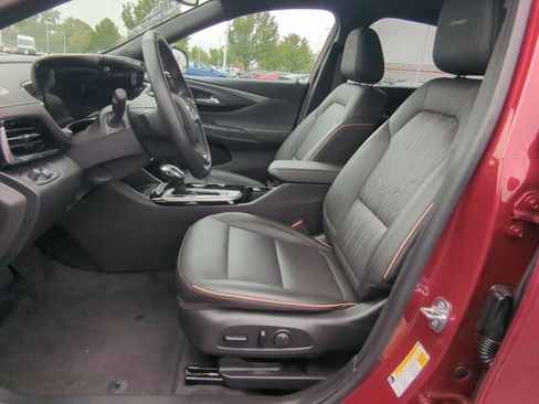 Used 2025 Buick Envista Avenir image 12