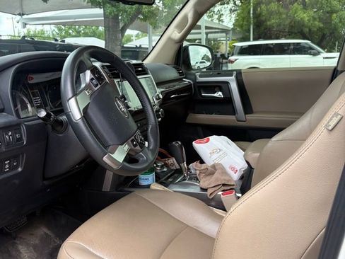 Used 2022 Toyota 4Runner Limited AWD/4WD image 8