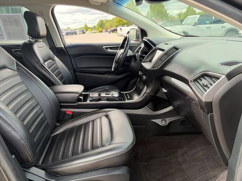 Used 2019 Ford Edge SEL w/ Equipment Group 201A AWD/4WD image 11
