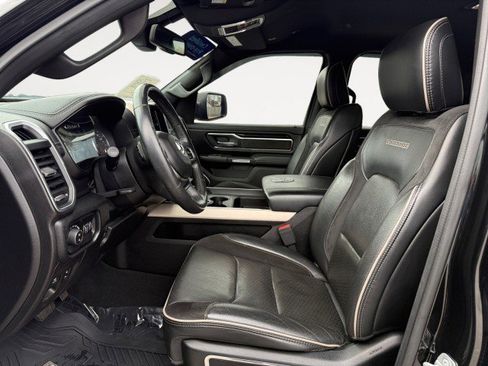 Used 2019 RAM 1500 Laramie image 2