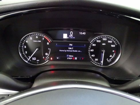 Used 2021 Cadillac XT5 Premium Luxury w/ LPO, Floor Liner Package image 18