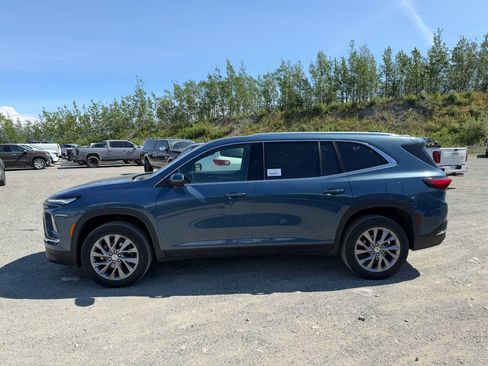 Certified 2025 Buick Enclave Preferred AWD/4WD image 6