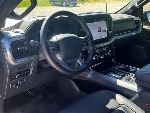 Used 2025 Ford F150 Lariat w/ Equipment Group 502A High AWD/4WD image 13