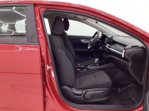 Used 2022 Kia Forte LXS image 15