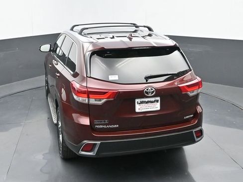 Used 2019 Toyota Highlander Limited Platinum FWD image 30