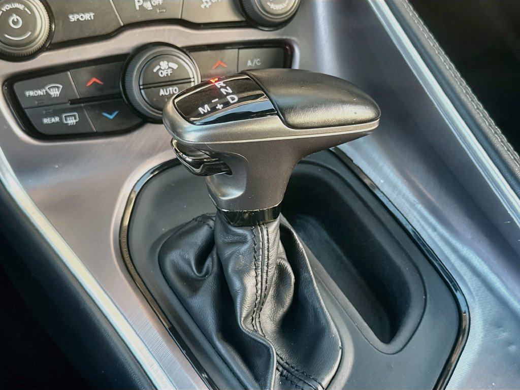 Used 2021 Dodge Challenger SXT w/ Driver Convenience Group AWD/4WD image 17