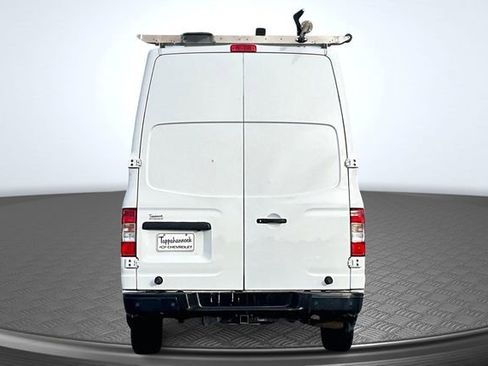 Used 2021 Nissan NV 3500 SV image 5