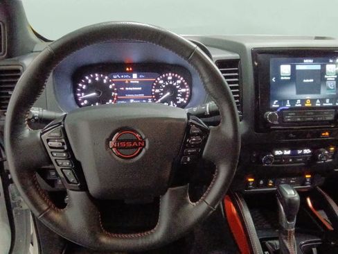 Used 2023 Nissan Frontier PRO-4X w/ Pro Convenience Package image 11