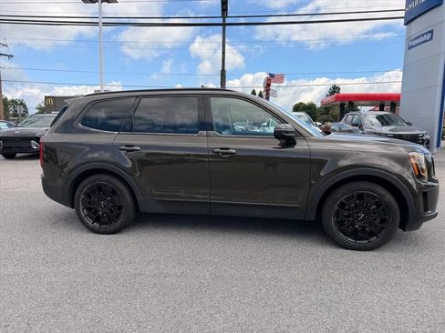 Used 2022 Kia Telluride EX w/ EX Premium Package AWD/4WD image 16