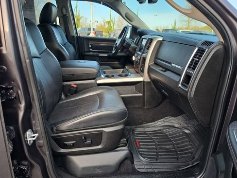 Used 2019 RAM 1500 Laramie w/ Convenience Group AWD/4WD image 31