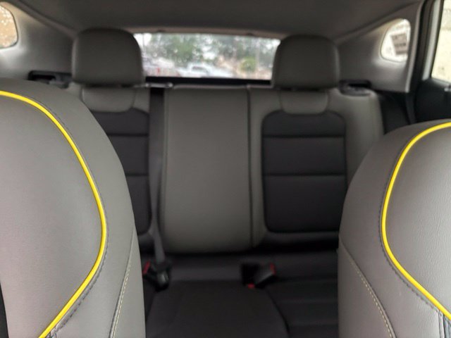 New 2026 Chevrolet Trax ACTIV w/ Sunroof Package FWD image 15