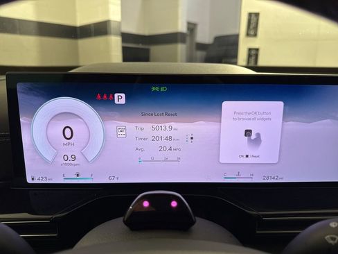 Used 2025 Genesis GV80 2.5T Standard AWD/4WD image 28