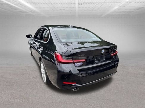 Used 2024 BMW 330i xDrive Sedan AWD/4WD image 12