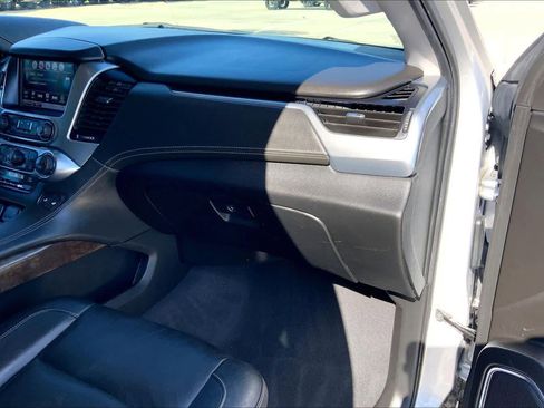 Used 2019 Chevrolet Tahoe LT image 18