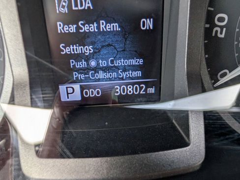 Used 2023 Toyota Tacoma TRD Sport w/ Advanced Technology Package image 17