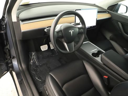 Used 2022 Tesla Model Y Performance AWD/4WD image 14