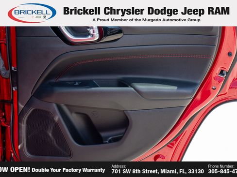 Used 2023 Jeep Compass Trailhawk AWD/4WD image 12