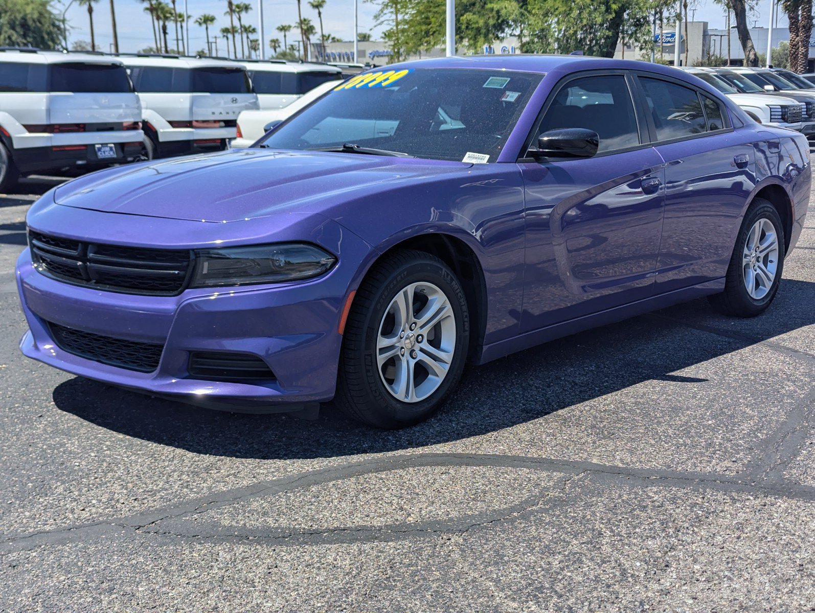 Used 2023 Dodge Charger SXT RWD image 5
