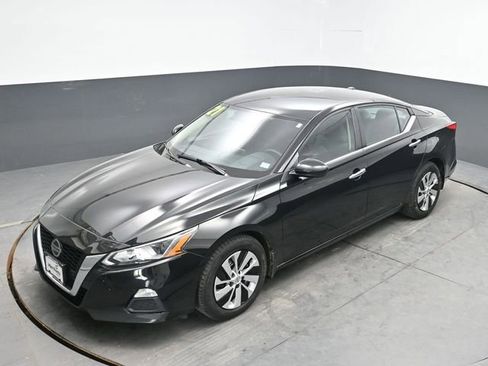 Used 2020 Nissan Altima 2.5 S FWD image 24