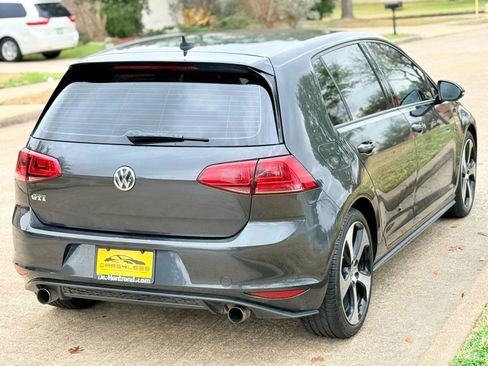 Used 2016 Volkswagen GTI S image 9