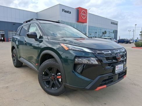 New 2026 Nissan Rogue SV AWD/4WD image 1