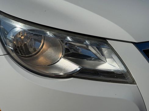 Used 2009 Volkswagen Tiguan SE image 11