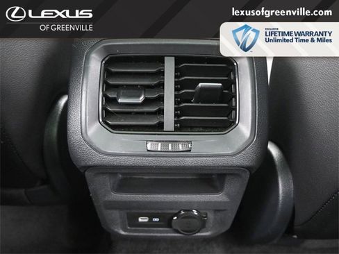 Used 2022 Volkswagen Tiguan SE R-Line image 27