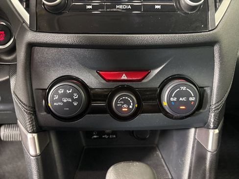 Used 2022 Subaru Forester Premium image 16