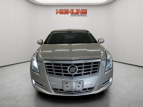Used 2014 Cadillac XTS Premium AWD/4WD image 2
