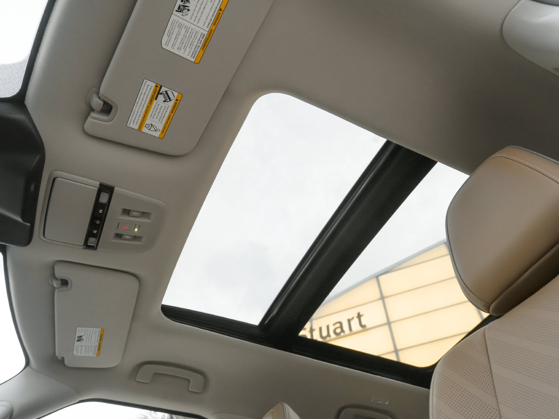 Certified 2025 INFINITI QX80 Luxe RWD image 17