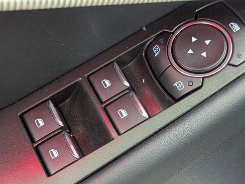 New 2026 Ford Explorer ST-Line w/ ST-Line Street Pack image 22