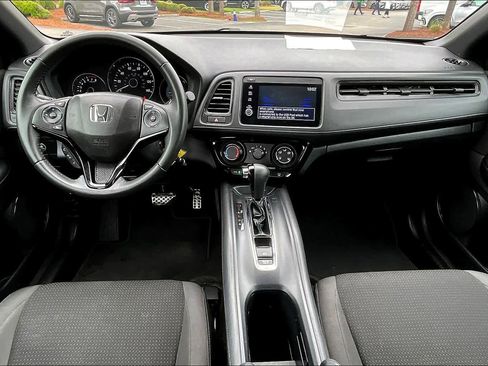 Used 2019 Honda HR-V Sport image 15