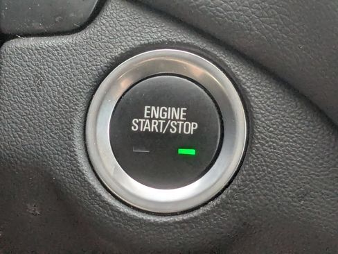Used 2024 Chevrolet Equinox LT AWD/4WD image 27