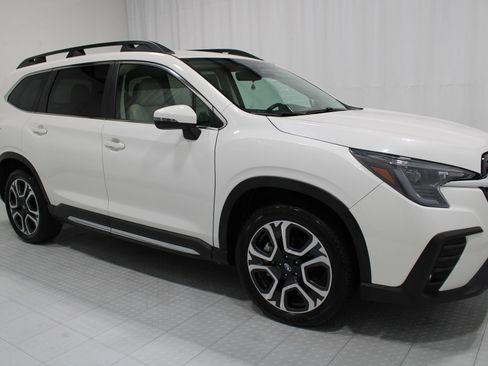Used 2023 Subaru Ascent Limited AWD/4WD image 4