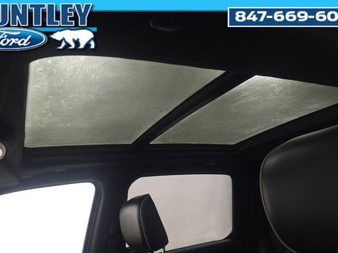 Used 2020 RAM 1500 Laramie w/ Night Edition image 11