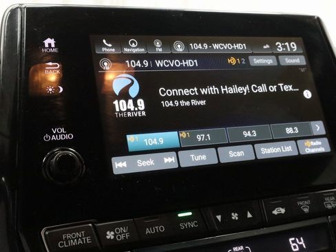 Used 2022 Honda Odyssey Touring image 2