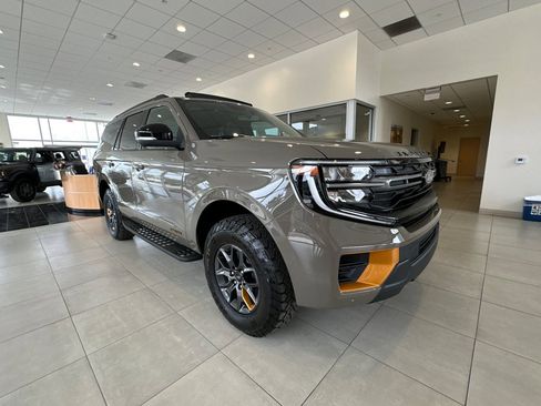 New 2026 Ford Expedition Tremor image 1