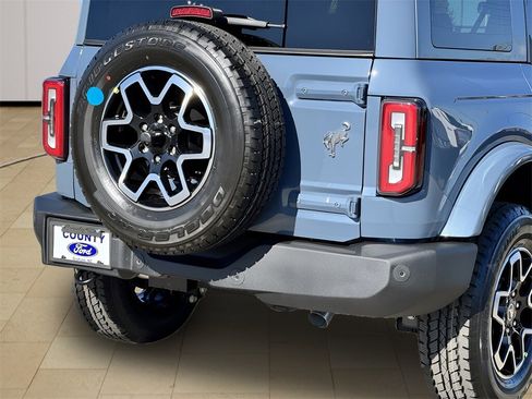 New 2025 Ford Bronco Outer Banks image 41