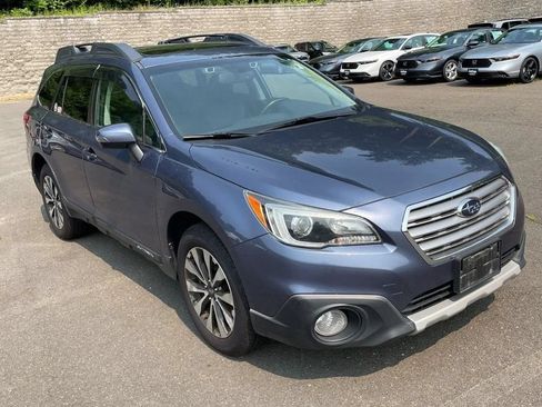 Used 2016 Subaru Outback 3.6R Limited AWD/4WD image 12