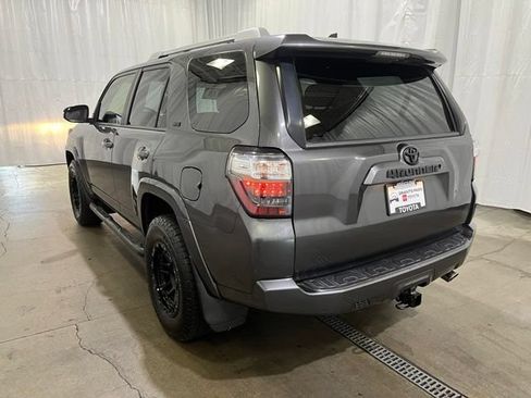 Certified 2018 Toyota 4Runner SR5 Premium AWD/4WD image 6