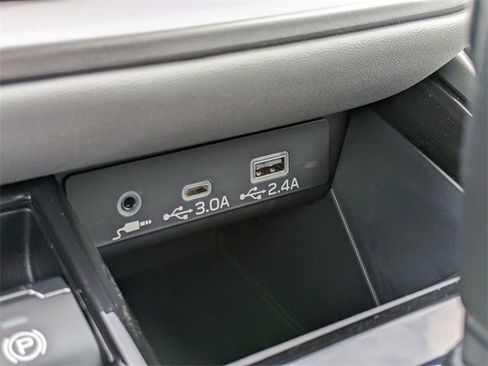 New 2025 Subaru Outback Premium image 29